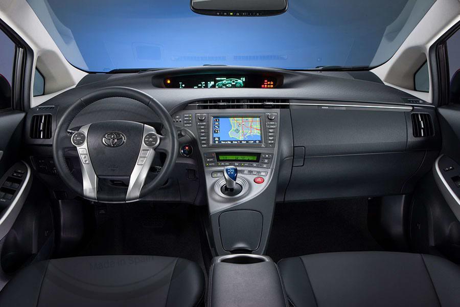 En DHITELfon, Radio gps Adaption para Toyota Prius.