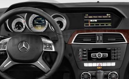 En DHITELfon, Sistema de Navegación / Radio Gps Mercedes C W204 retsyling (con AUX).