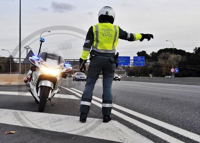 La Guardia Civil estrenará 60 radares móviles en sus motos: 860.000 euros para "luchar contra la velocidad"