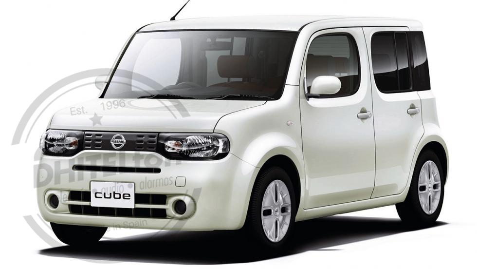 En DHITELfon, Sistema de Navegación / Radio Gps para Nissan Cube.